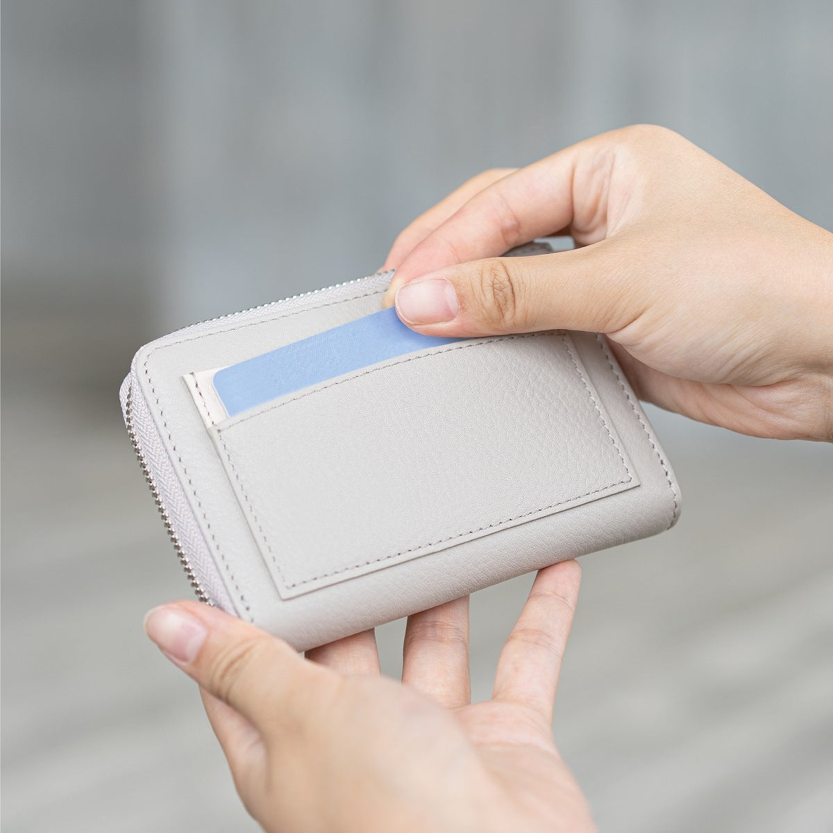 Roxie Leather Key Purse