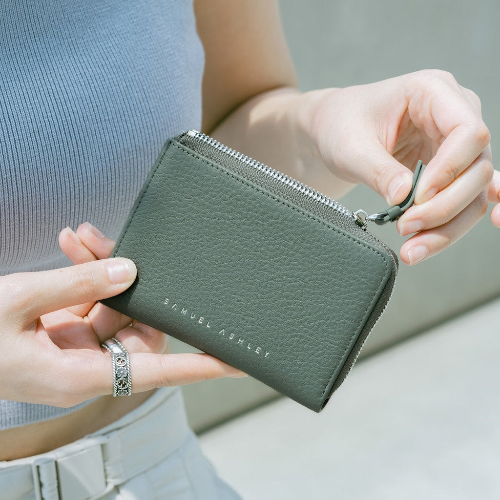 Roxie Leather Key Purse